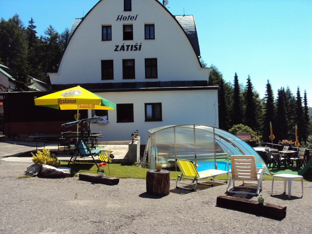Hotel Zatisi Янске-Лазне Екстер'єр фото